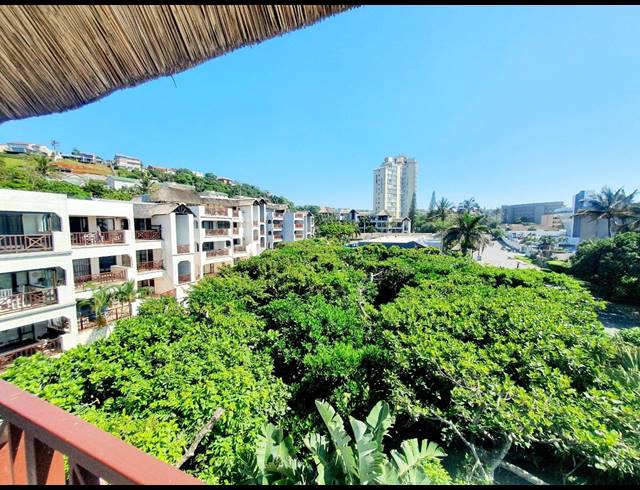 3 BEDROOM FLAT TO LET IN COMPENSATION BEACH